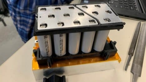 Module with top and bottom wire bonds